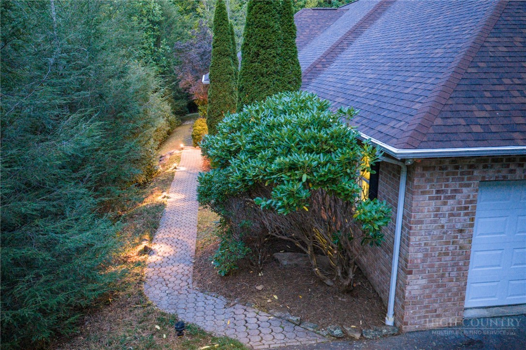 560 Greystone Drive Boone, NC 28607 - Photo 41 of 43 Gallery Image 41