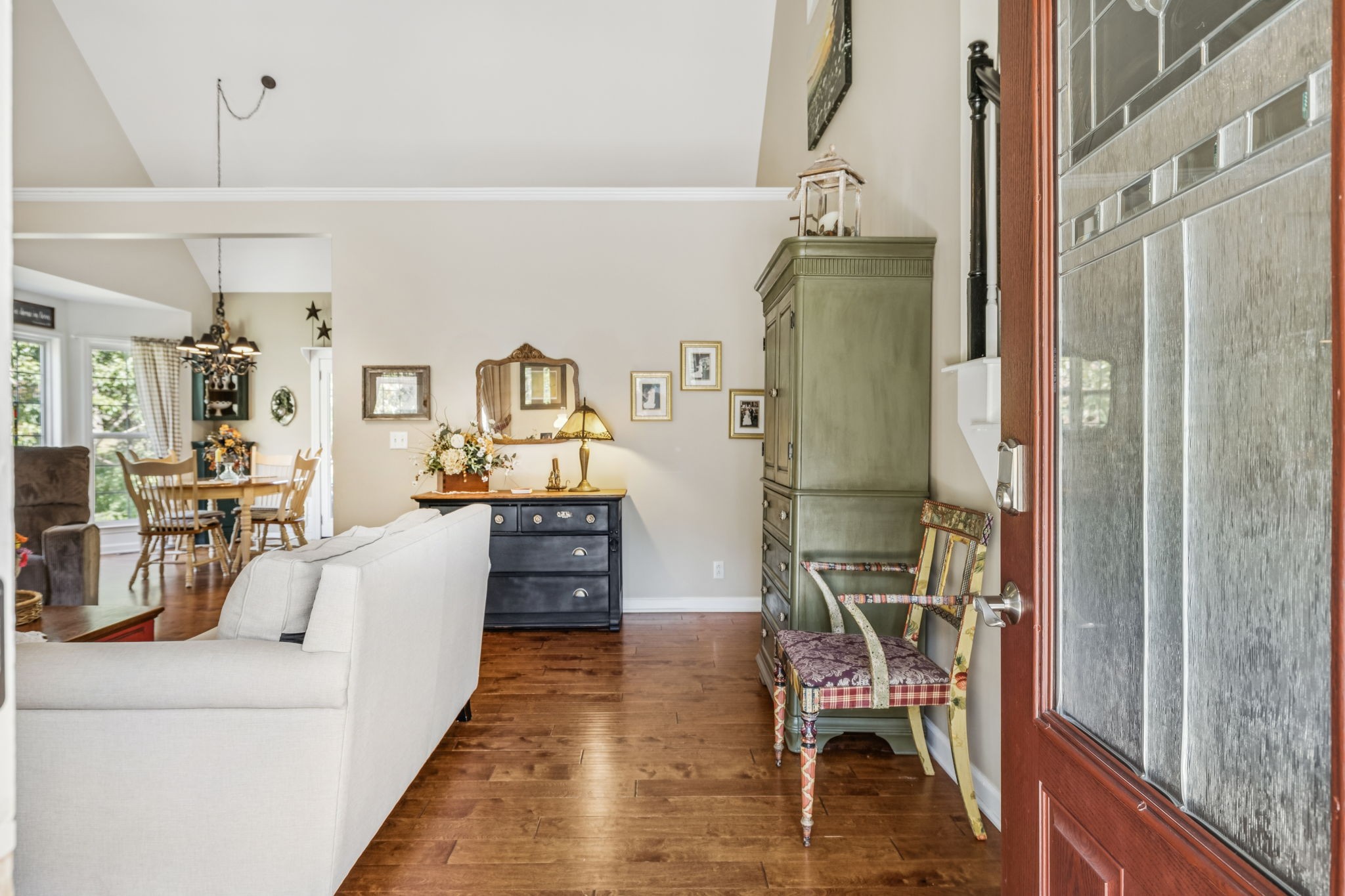 7608 Aubrey Ridge Court Fairview, TN 37062 - Photo 5 of 32 a living room with furniture and a table