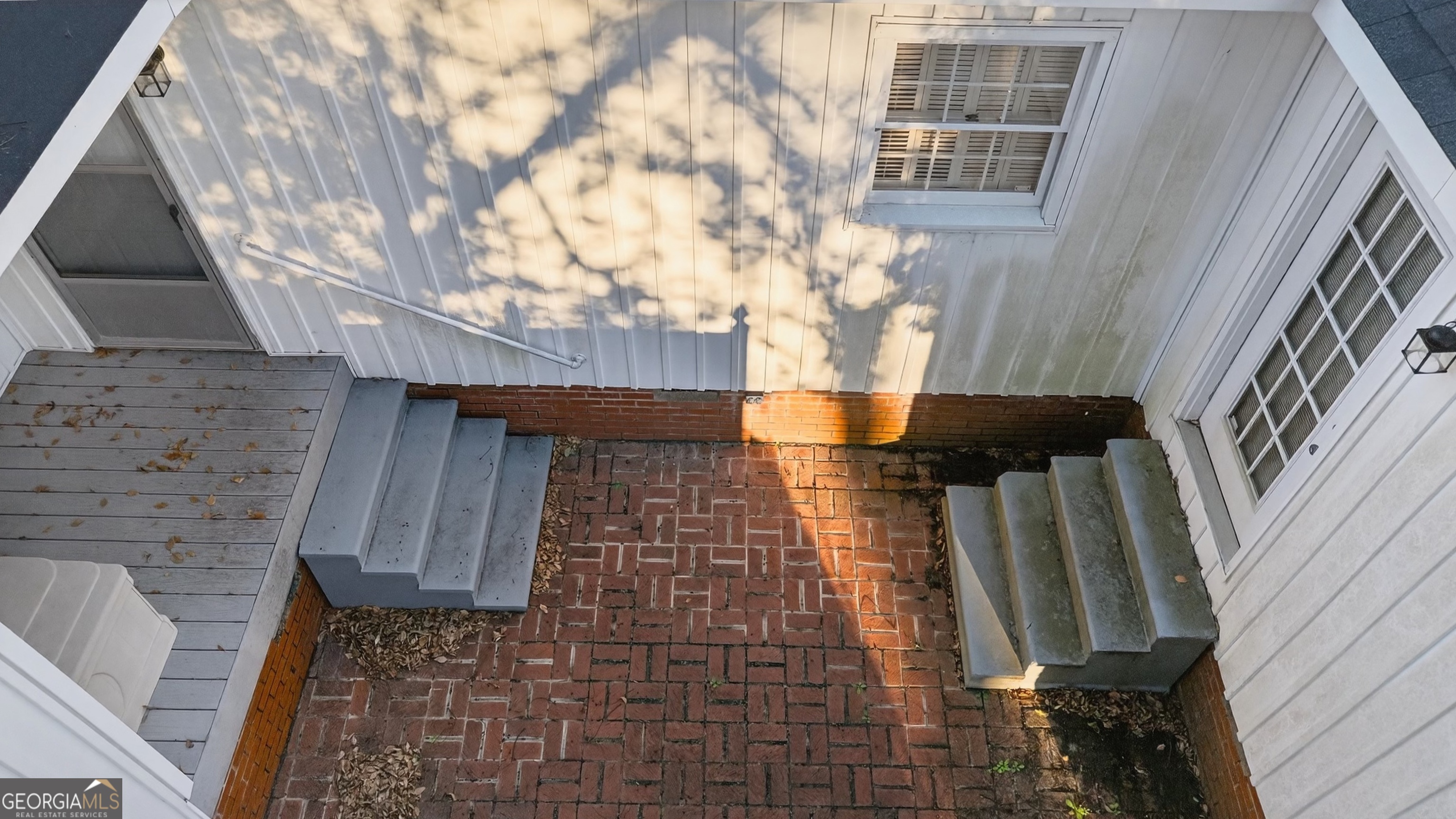 127 West Stuart Avenue Lyons, GA 30436 - Photo 5 of 71