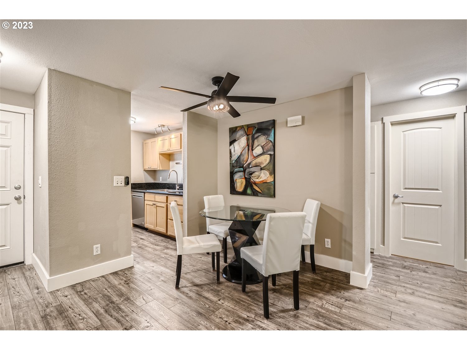 12640 Northwest Barnes Road, Unit 1 Portland, OR 97229 - Photo 6 of 11 Gallery Image 6
