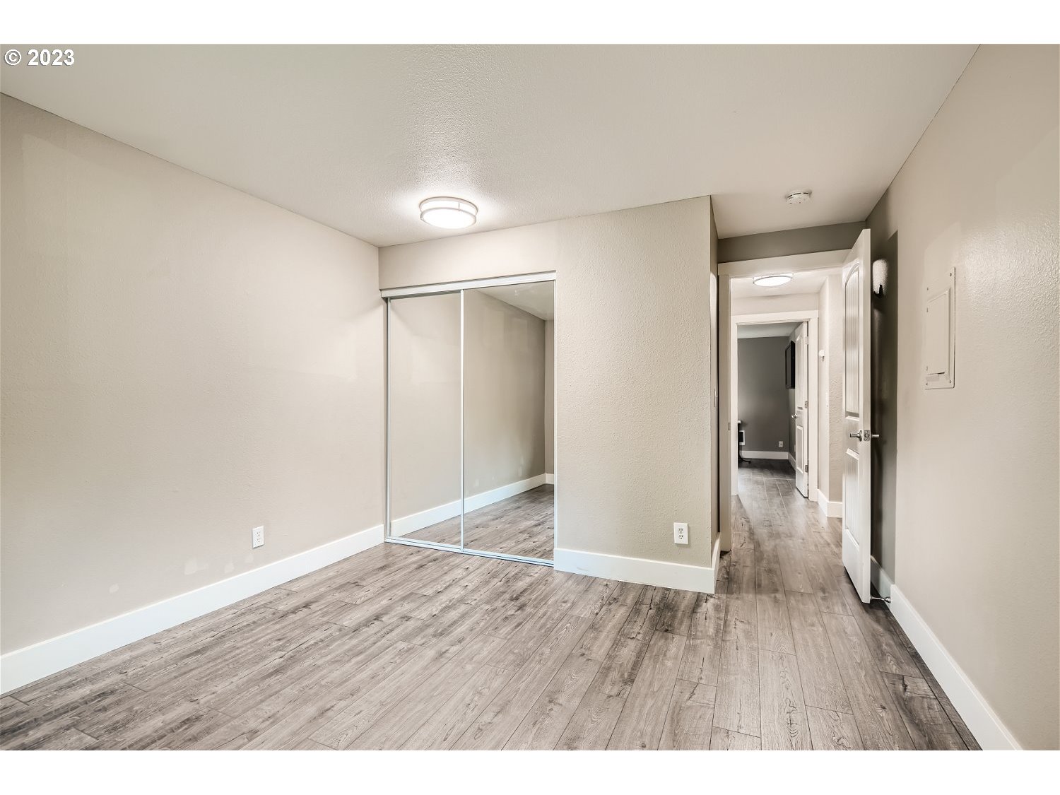 12640 Northwest Barnes Road, Unit 1 Portland, OR 97229 - Photo 8 of 11 Gallery Image 8