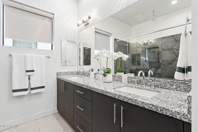 $799,000 | 1 Easy Street, Unit 15, Carefree, AZ 85377