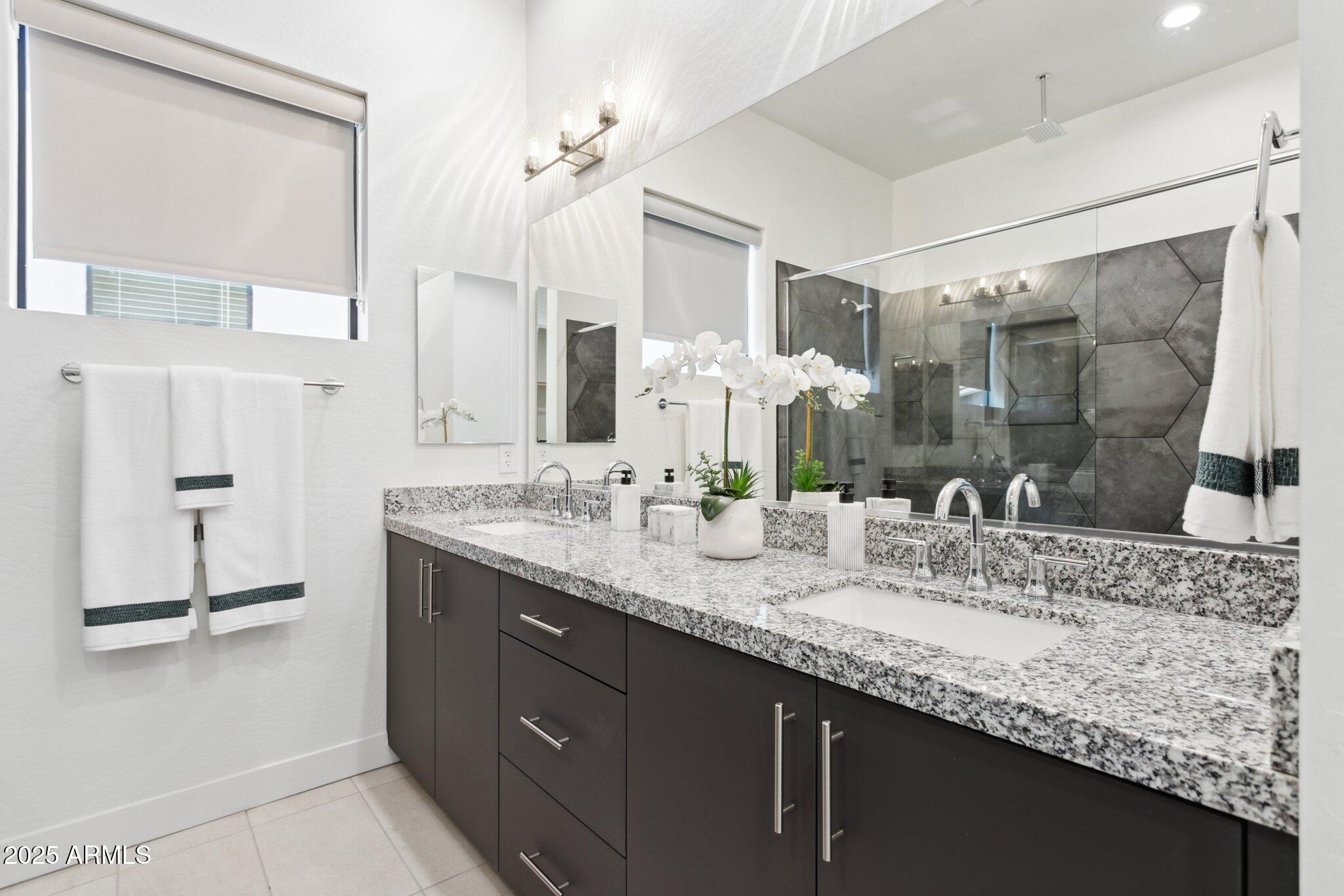 1 Easy Street, Unit 15 Carefree, AZ 85377 - Photo 32 of 57 Plan 1 - Primary Bath