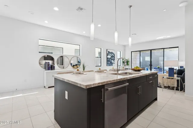 $799,000 | 1 Easy Street, Unit 15, Carefree, AZ 85377