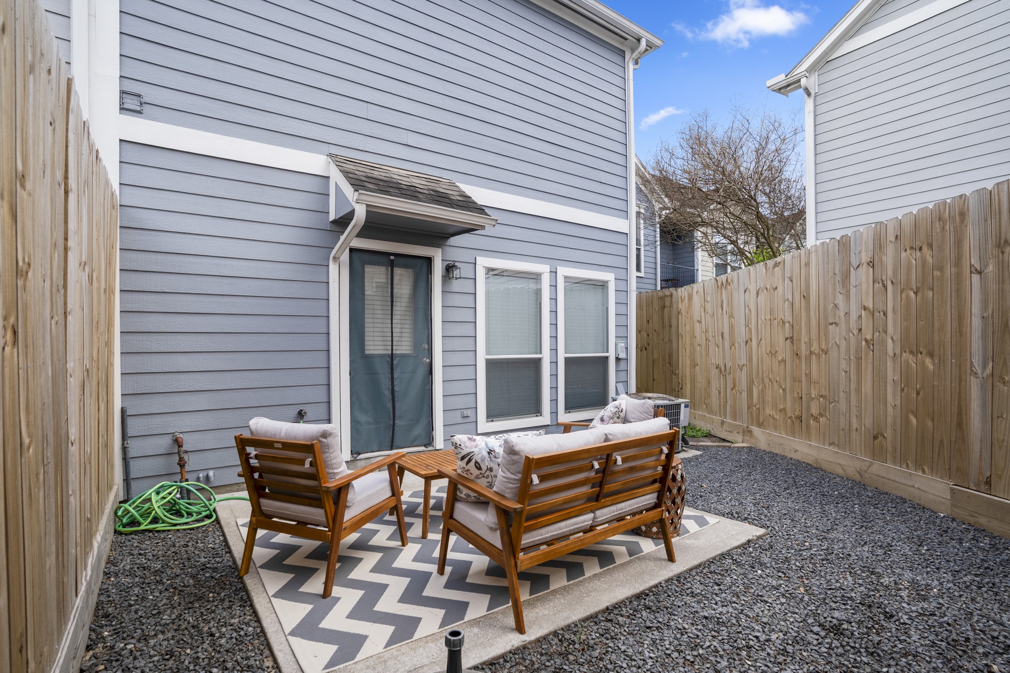 3209 Chenevert Street Houston, TX 77004 - Photo 5 of 32 Backyard area offering flexibility rarely found in centrally located Inner Loop townhomes.