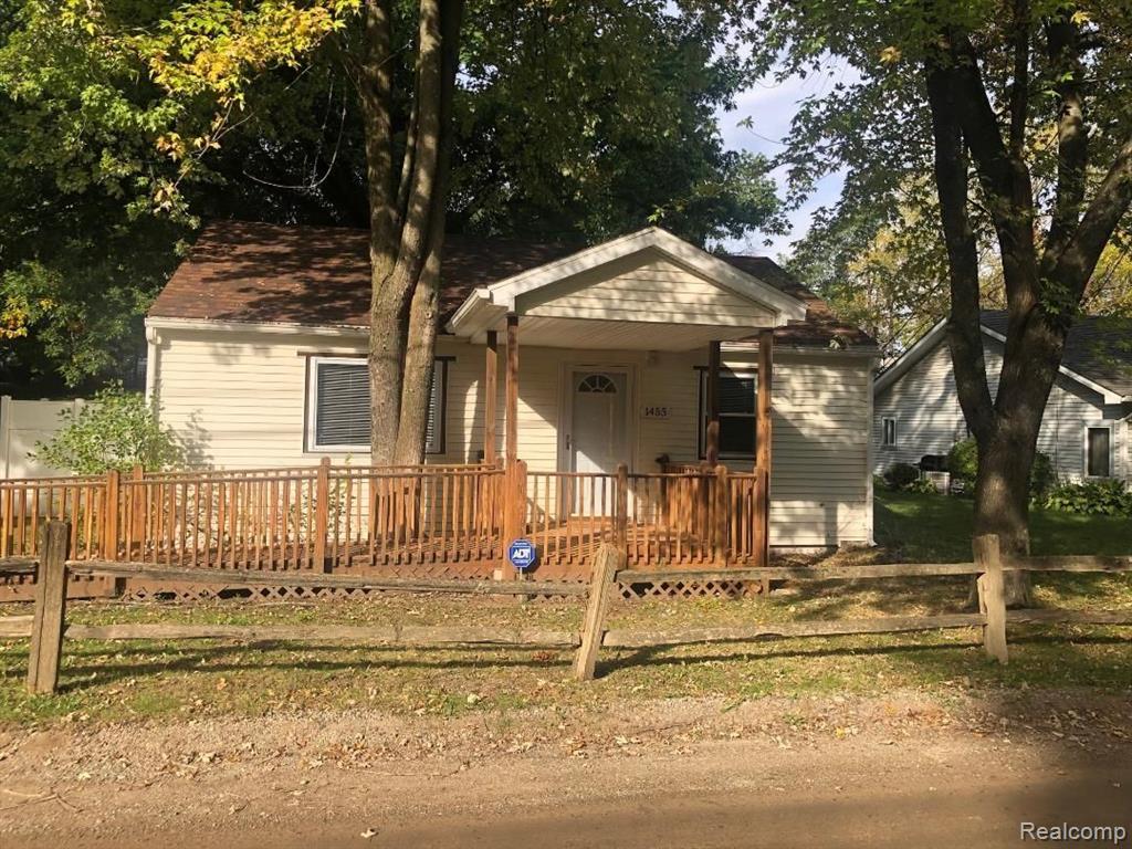 1455 Ora Road Oxford, MI 48371 - Photo 4 of 16