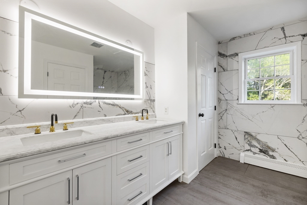 24 Bates Street Mendon, MA 01756 - Photo 31 of 39