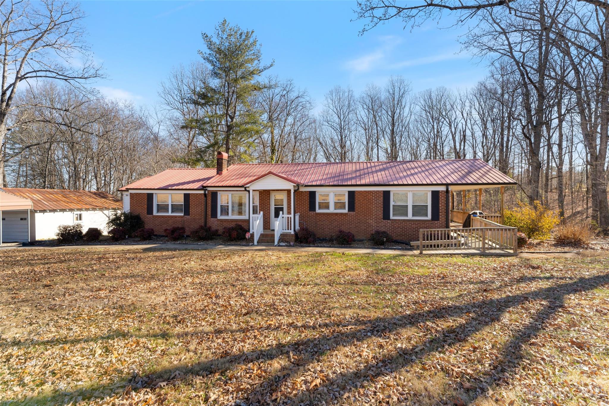 7555 George Hildebran School Road Hickory, NC 28602 - Photo 2 of 39 Gallery Image 2