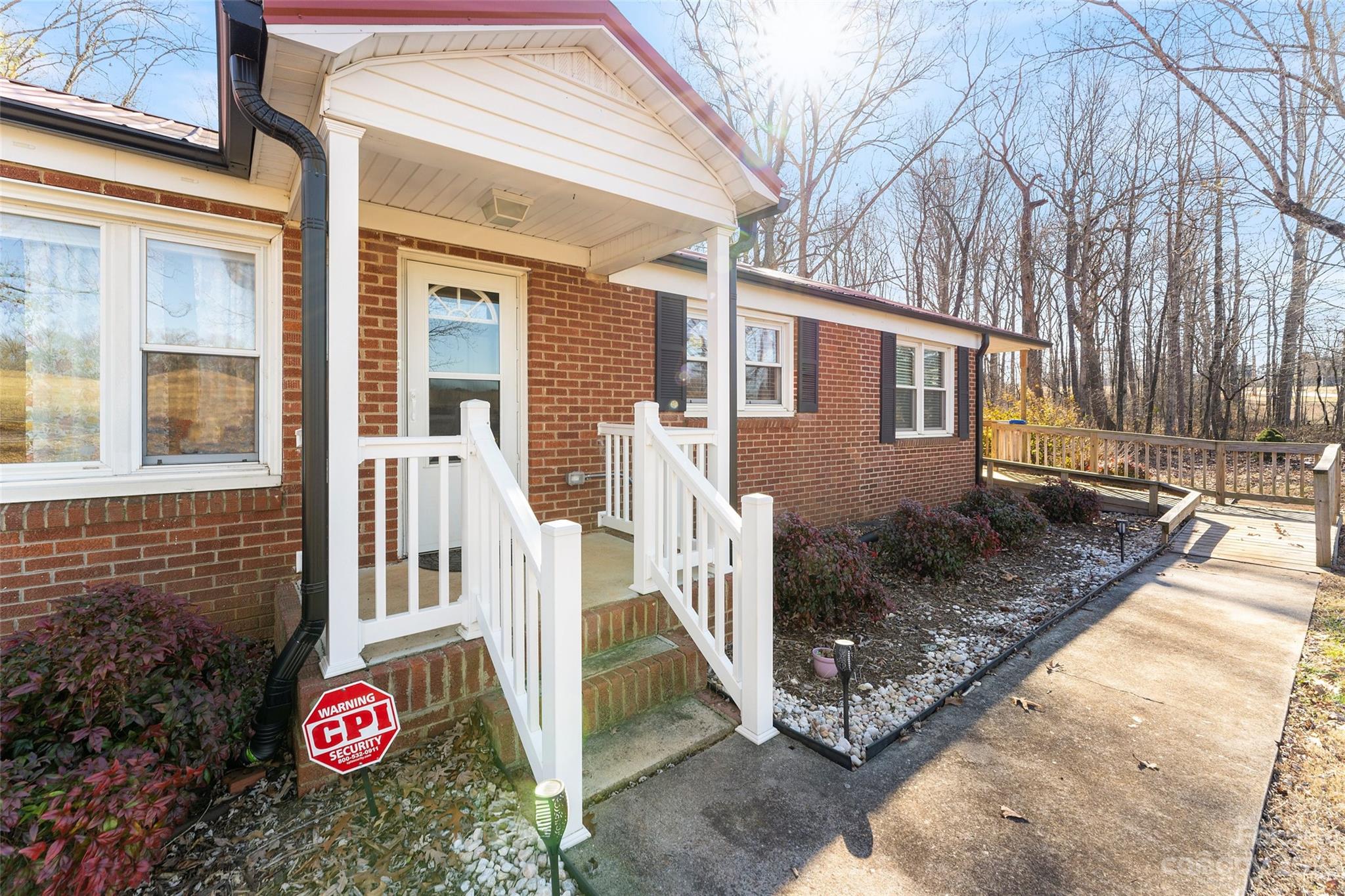 7555 George Hildebran School Road Hickory, NC 28602 - Photo 3 of 39 Gallery Image 3