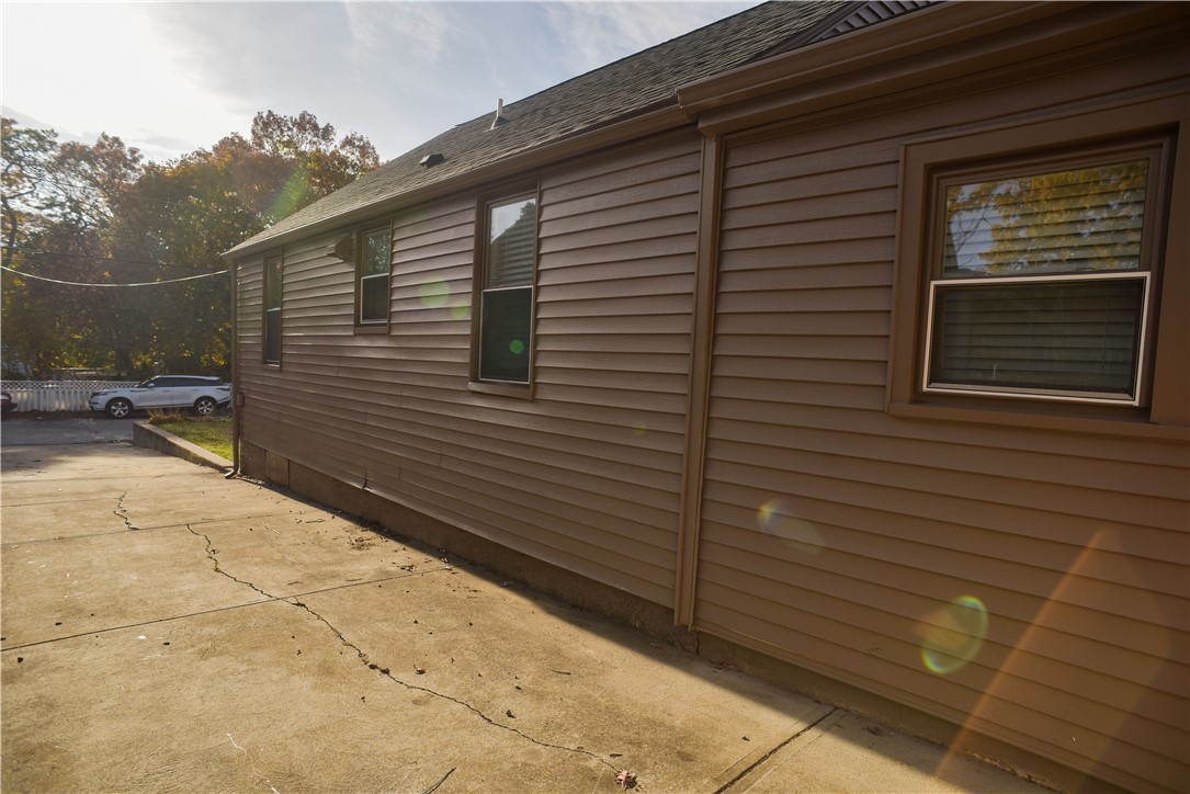19 Riverside Avenue Johnston, RI 02919 - Photo 15 of 26 Gallery Image 15