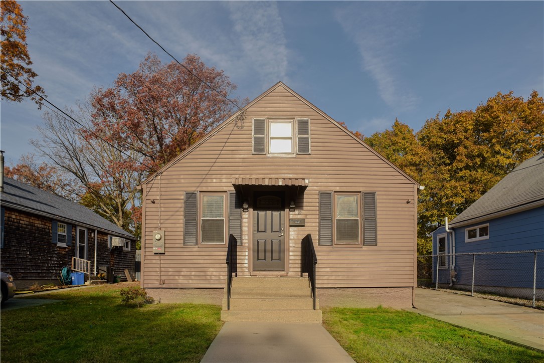 19 Riverside Avenue Johnston, RI 02919 - Photo 2 of 26 Gallery Image 2
