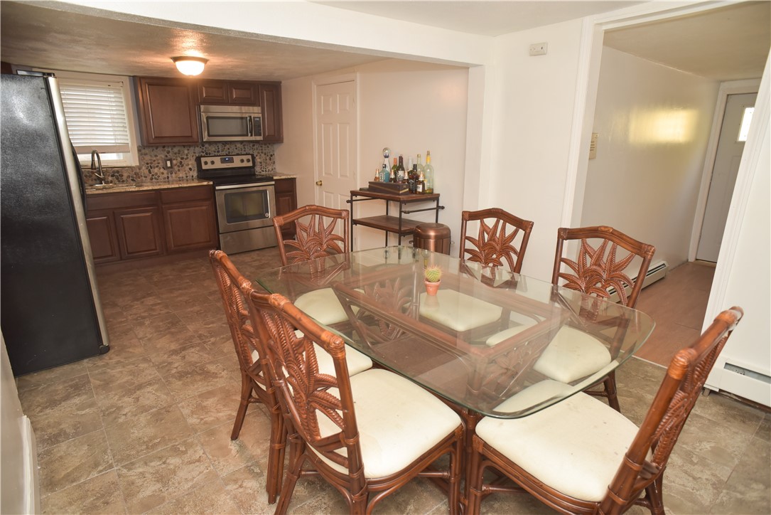 19 Riverside Avenue Johnston, RI 02919 - Photo 5 of 26 Gallery Image 5