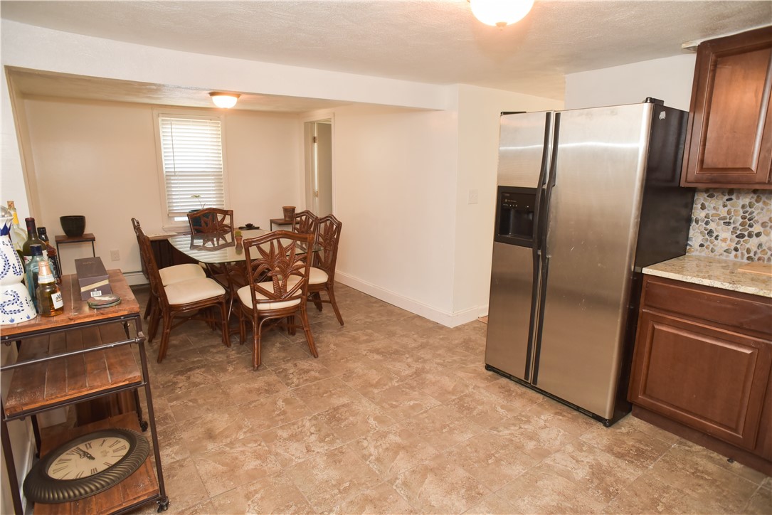19 Riverside Avenue Johnston, RI 02919 - Photo 7 of 26 Gallery Image 7