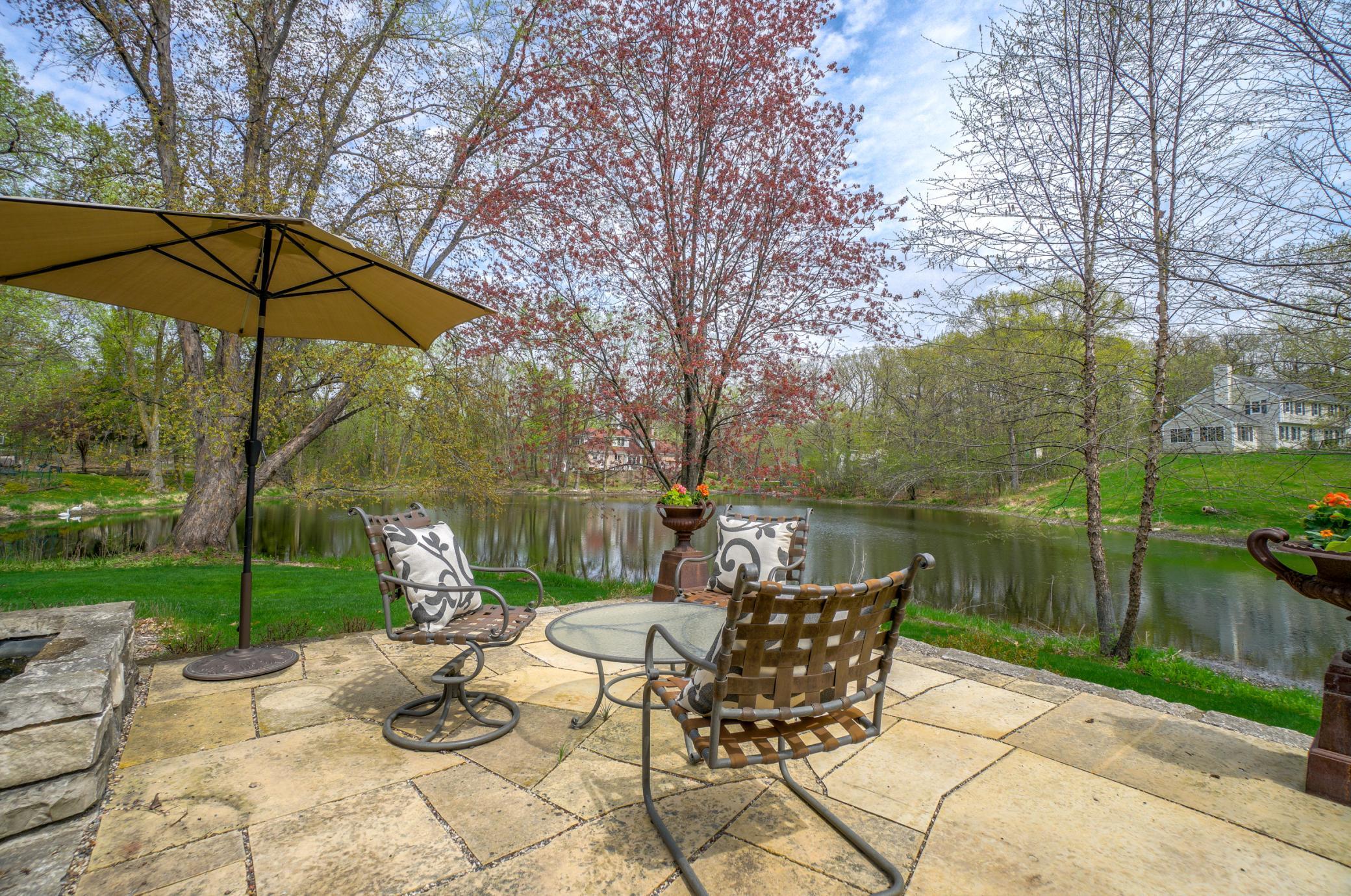 19 Spring Farm Lane North Oaks, MN 55127 - Photo 4 of 40 Gallery Image 4