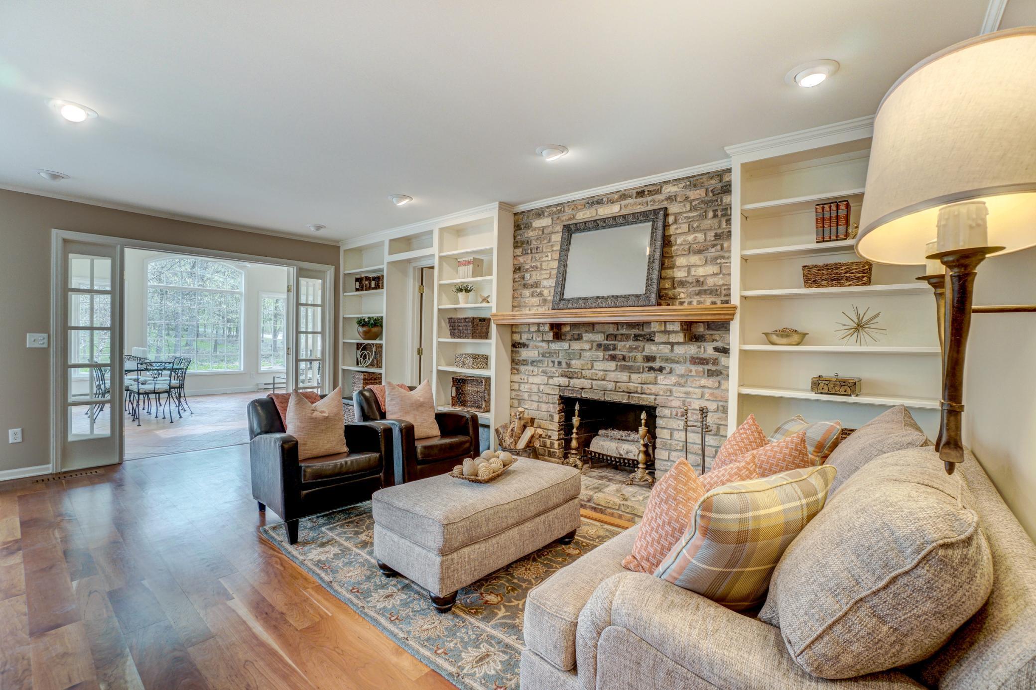 19 Spring Farm Lane North Oaks, MN 55127 - Photo 5 of 40 Gallery Image 5