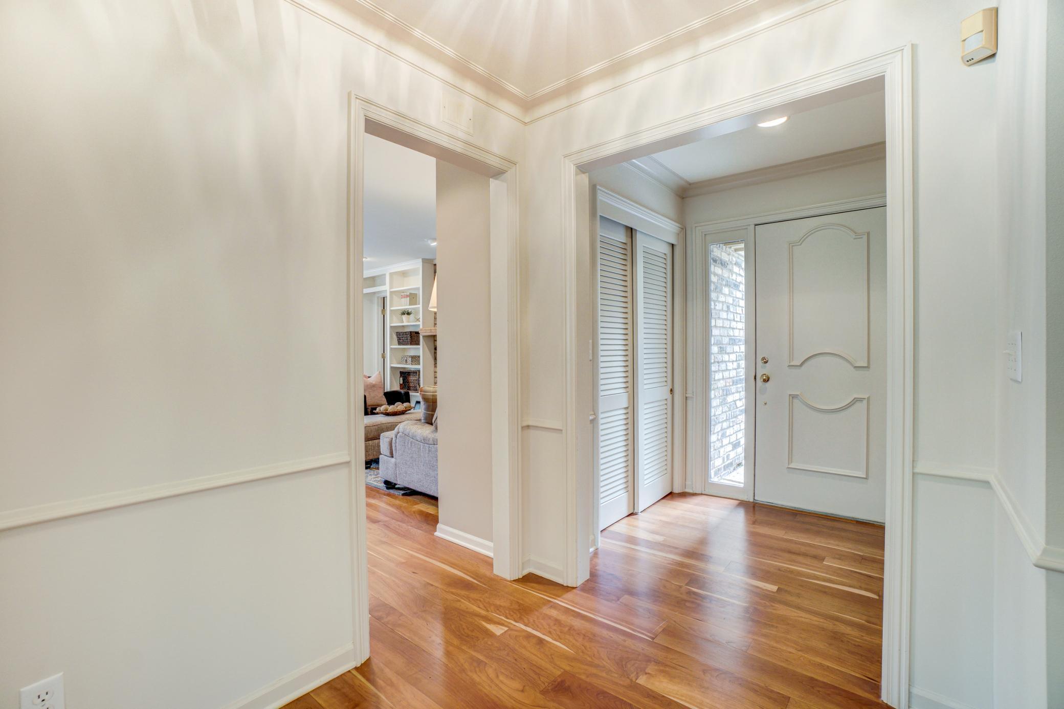 19 Spring Farm Lane North Oaks, MN 55127 - Photo 6 of 40 Gallery Image 6