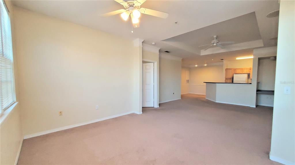 3406 Soho Street, Unit 303 Orlando, FL 32835 - Photo 8 of 19 an empty room with a bathroom