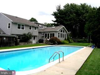 148 Ramblewood Road Moorestown, NJ 08057 - Photo 2 of 6 Gallery Image 2