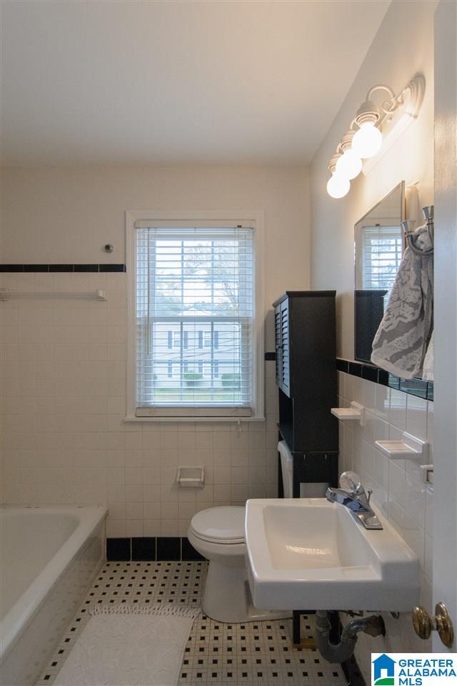 904 Sims Avenue, Unit D Birmingham, AL 35213 - Photo 16 of 24