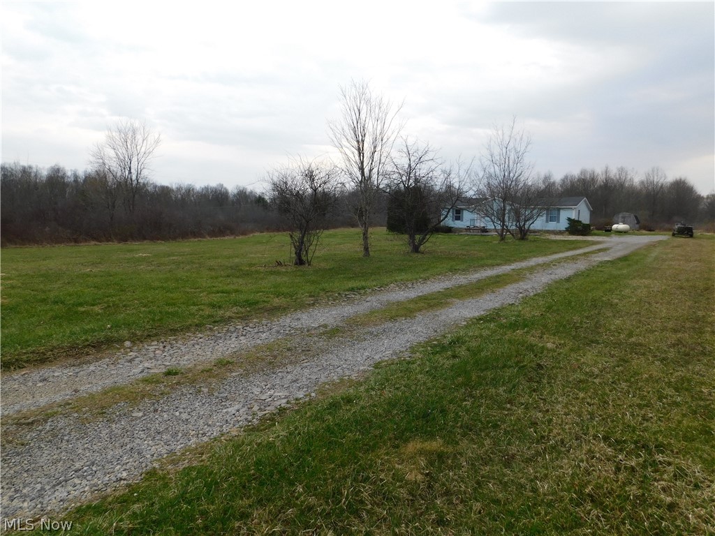 2191 Wayland Road Deerfield, OH 44411 - Photo 2 of 34