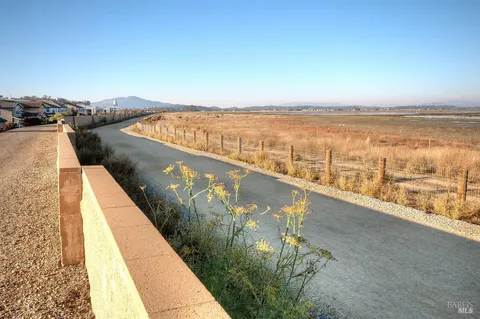$1,449,000 | 32 Brookline Drive, Novato, CA 94949