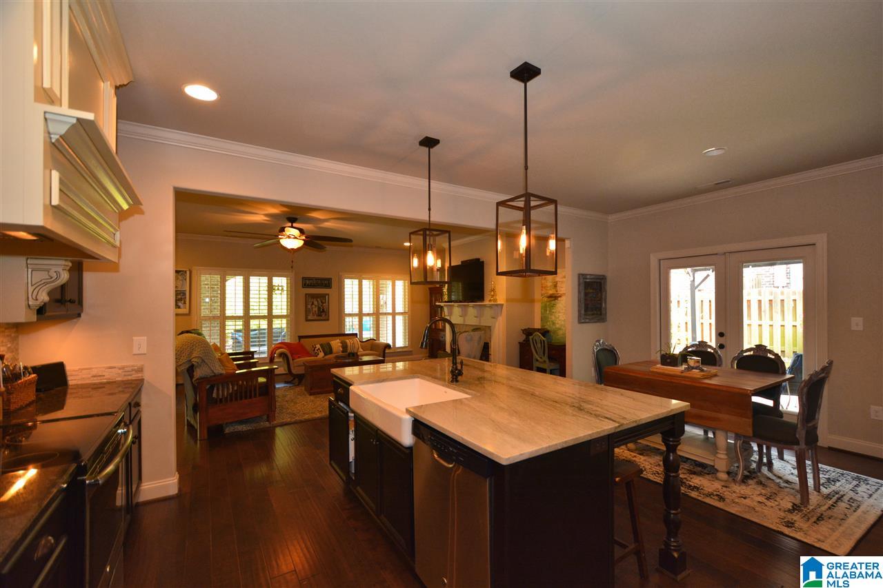 304 Dunrobin Circle Pelham, AL 35124 - Photo 5 of 48