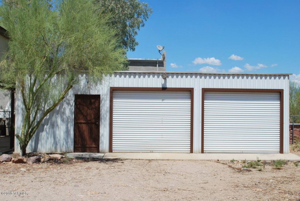 2880 North Tomas Road Tucson, AZ 85745 - Photo 10 of 16 Gallery Image 10