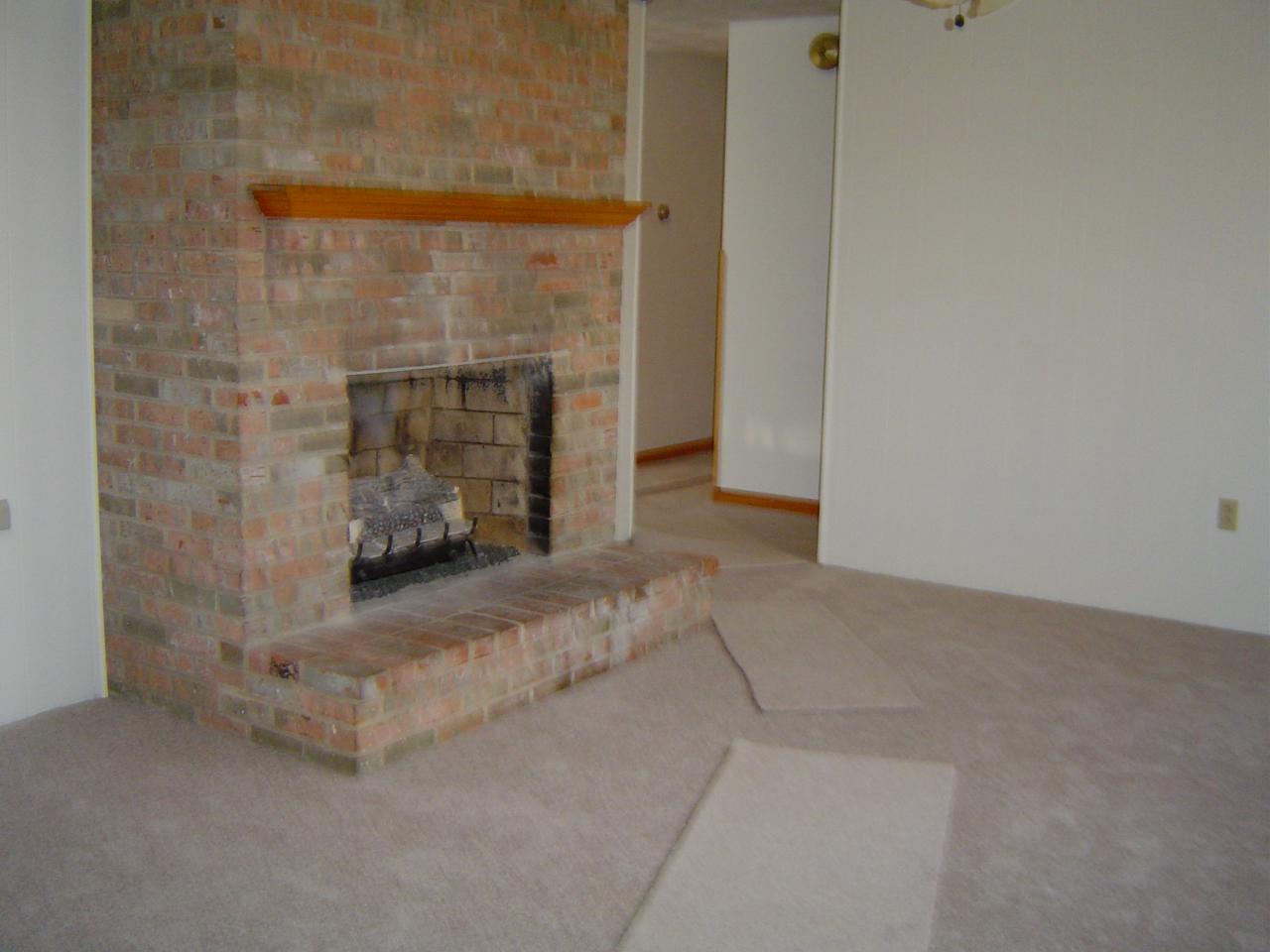 4649 Rosecrest Road Roanoke, VA 24018 - Photo 12 of 24 a living room with a fireplace