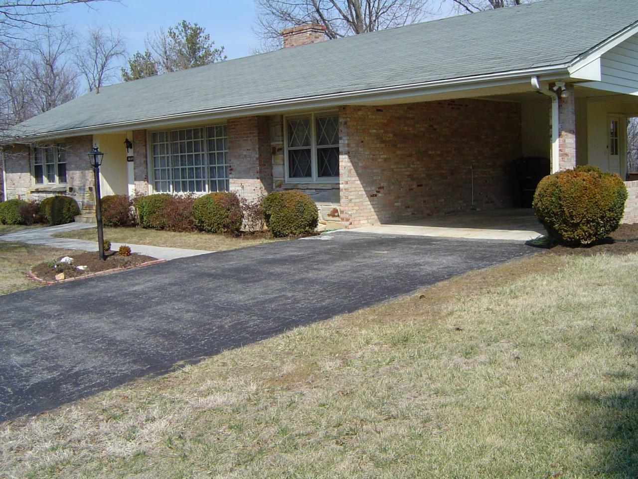 4649 Rosecrest Road Roanoke, VA 24018 - Photo 3 of 24 a view of a house with backyard and parking space