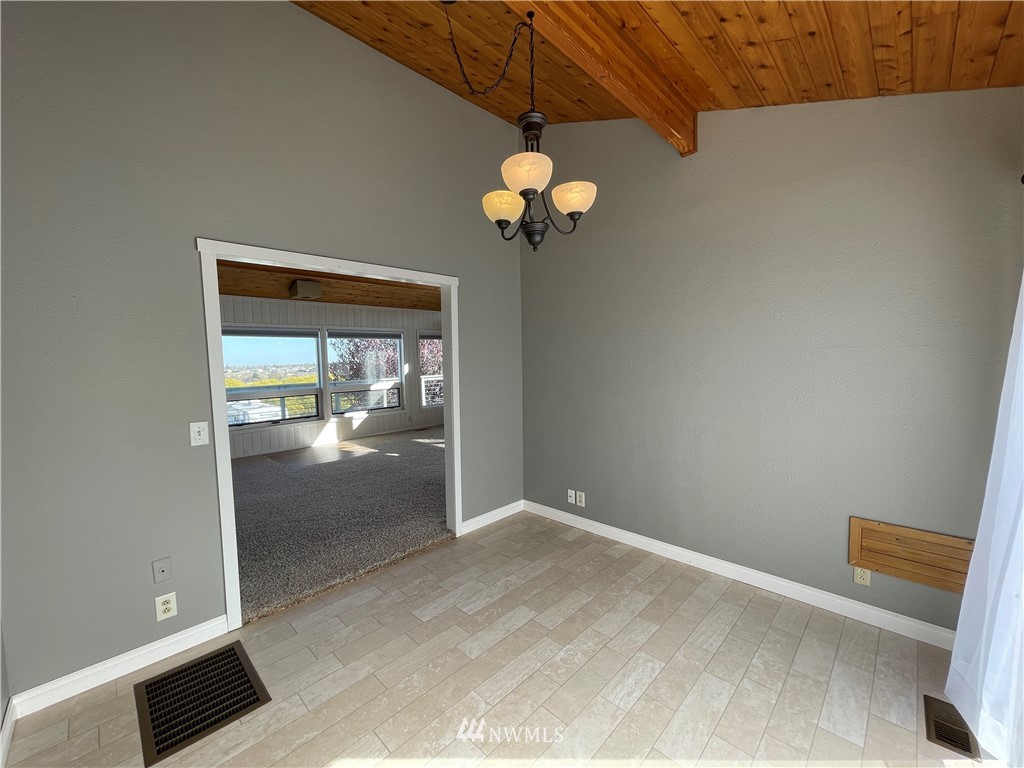 457 Strand Road Ephrata, WA 98823 - Photo 13 of 33
