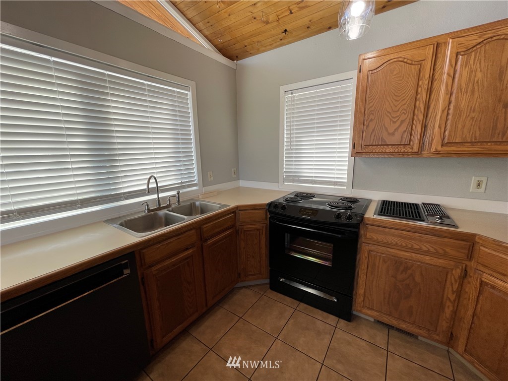 457 Strand Road Ephrata, WA 98823 - Photo 18 of 33