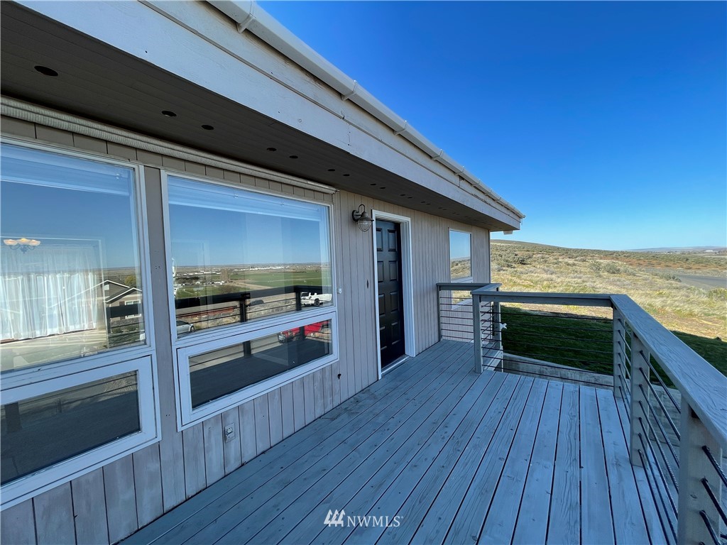 457 Strand Road Ephrata, WA 98823 - Photo 4 of 33
