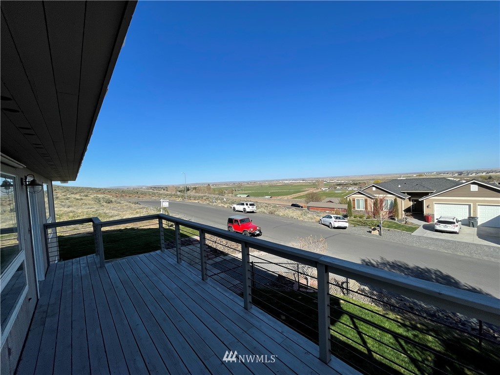 457 Strand Road Ephrata, WA 98823 - Photo 6 of 33