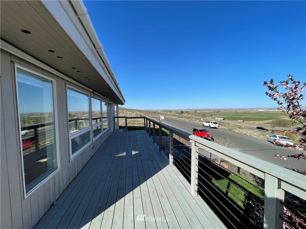 457 Strand Road Ephrata, WA 98823 - Photo 7 of 33