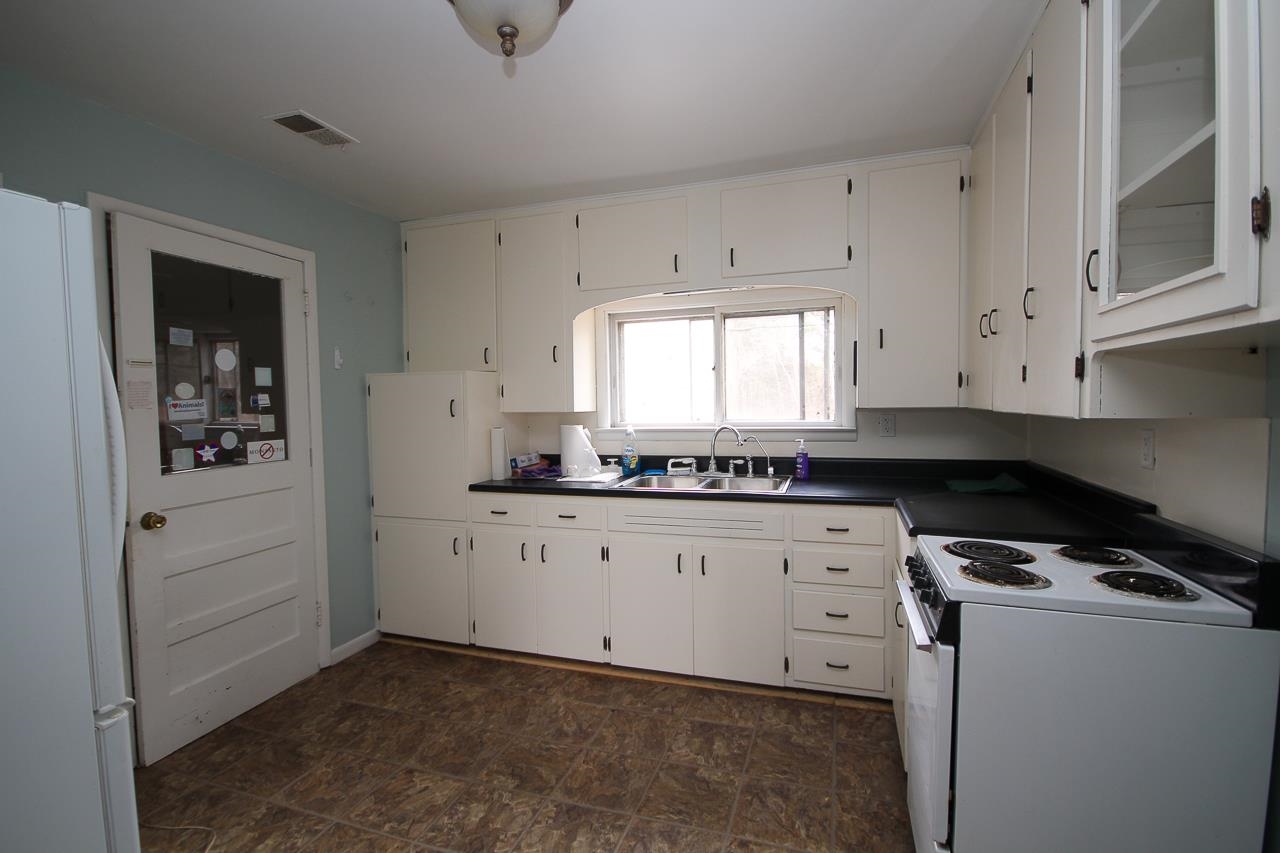 8787 East Pickard Road Mount Pleasant, MI 48858 - Photo 10 of 34 1898836-9.JPG