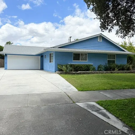 $3,000 | 4486 Santee Place, Riverside, CA 92504