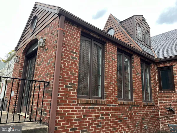 $4,795 | 8904 Grant Street, Bethesda, MD 20817