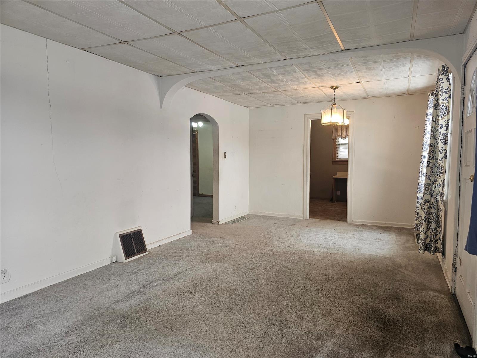 300 Clark Street Roxana, IL 62084 - Photo 4 of 15
