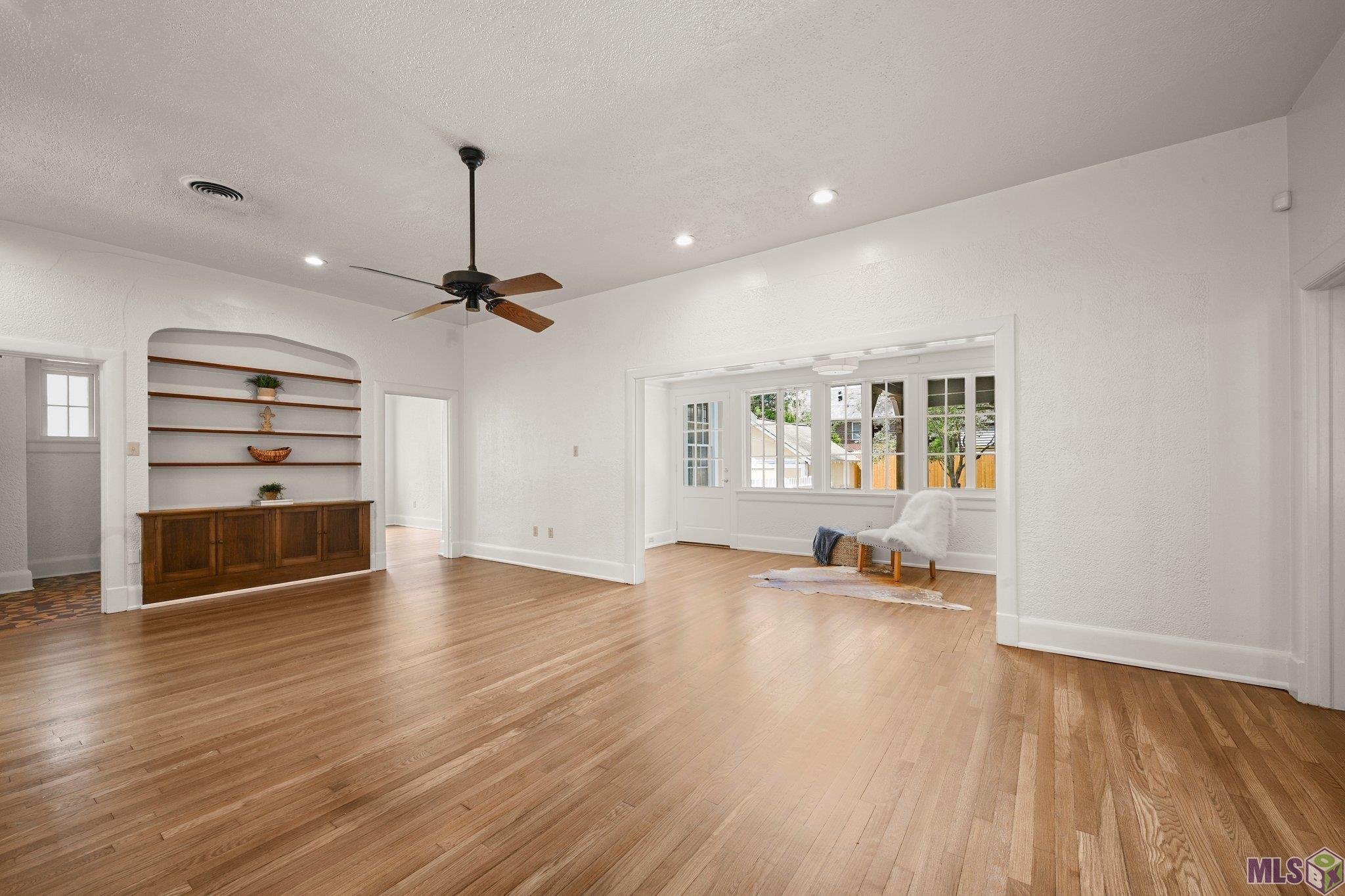 2241 Myrtle Avenue Baton Rouge, LA 70806 - Photo 7 of 36