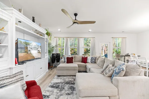 $364,000 | 581 Trotters Lane, Moncks Corner, SC 29461