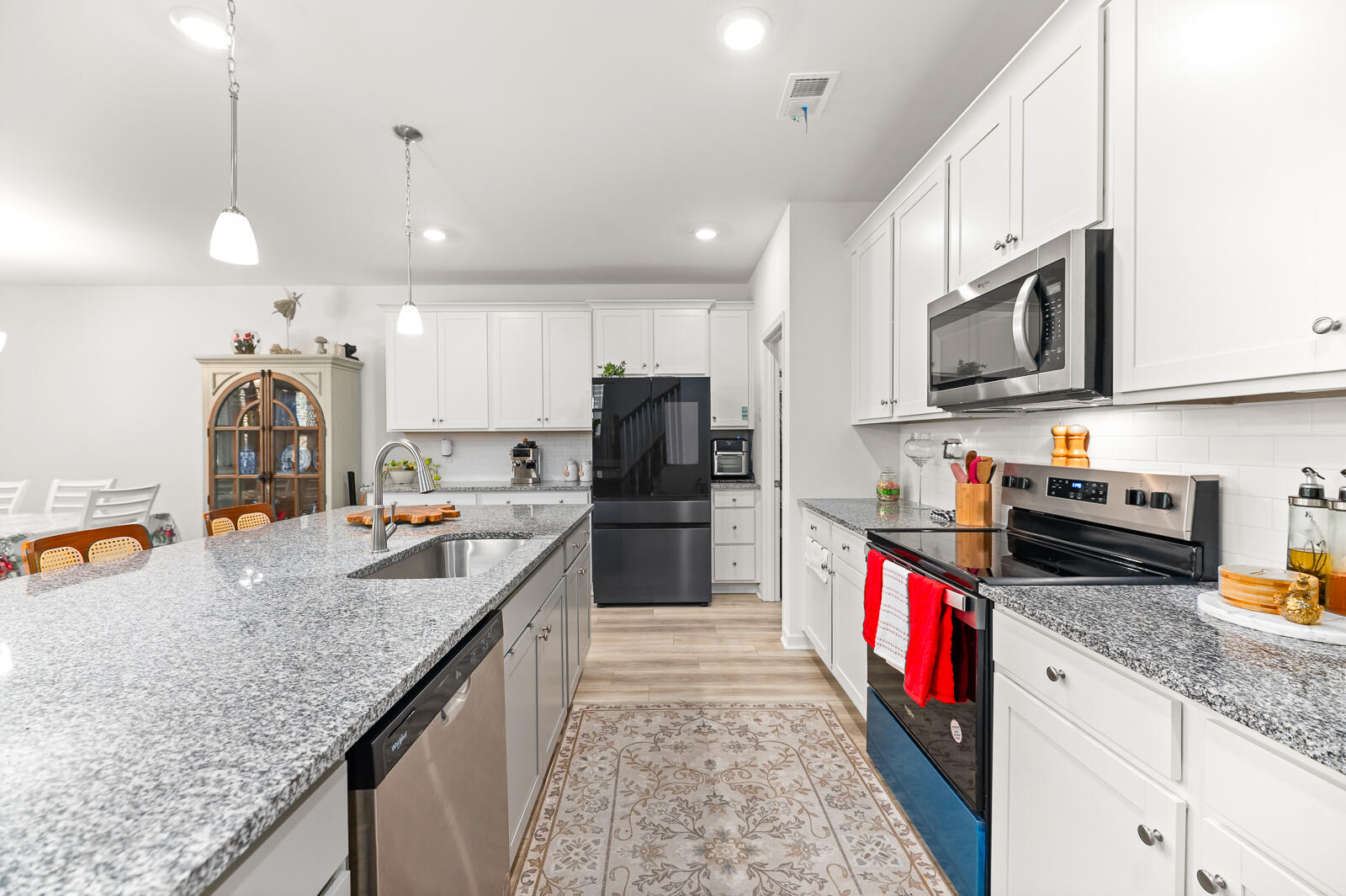 581 Trotters Lane Moncks Corner, SC 29461 - Photo 6 of 29 IMG_2838