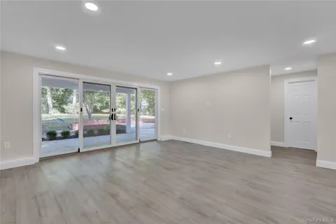 $1,475,000 | 19 Millford Drive, Locust Valley, NY 11560