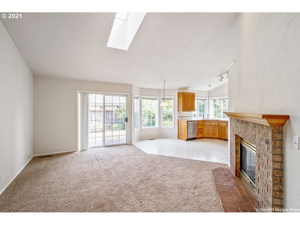 806 Diamond Street Springfield, OR 97477 - Photo 15 of 31