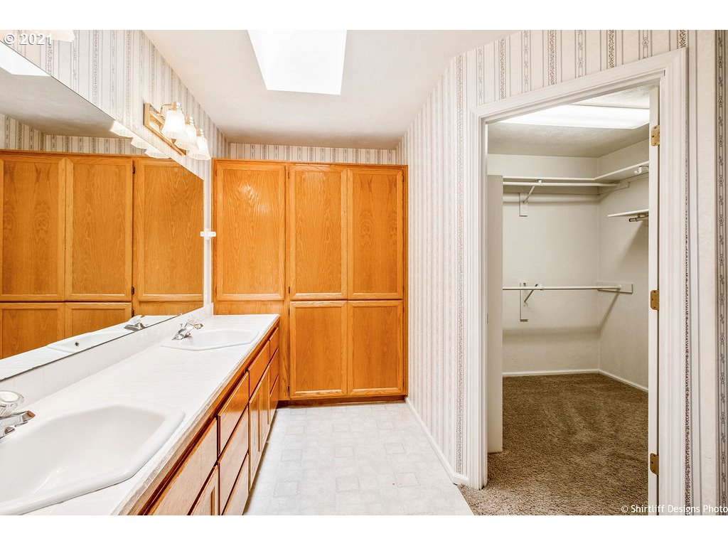 806 Diamond Street Springfield, OR 97477 - Photo 22 of 31