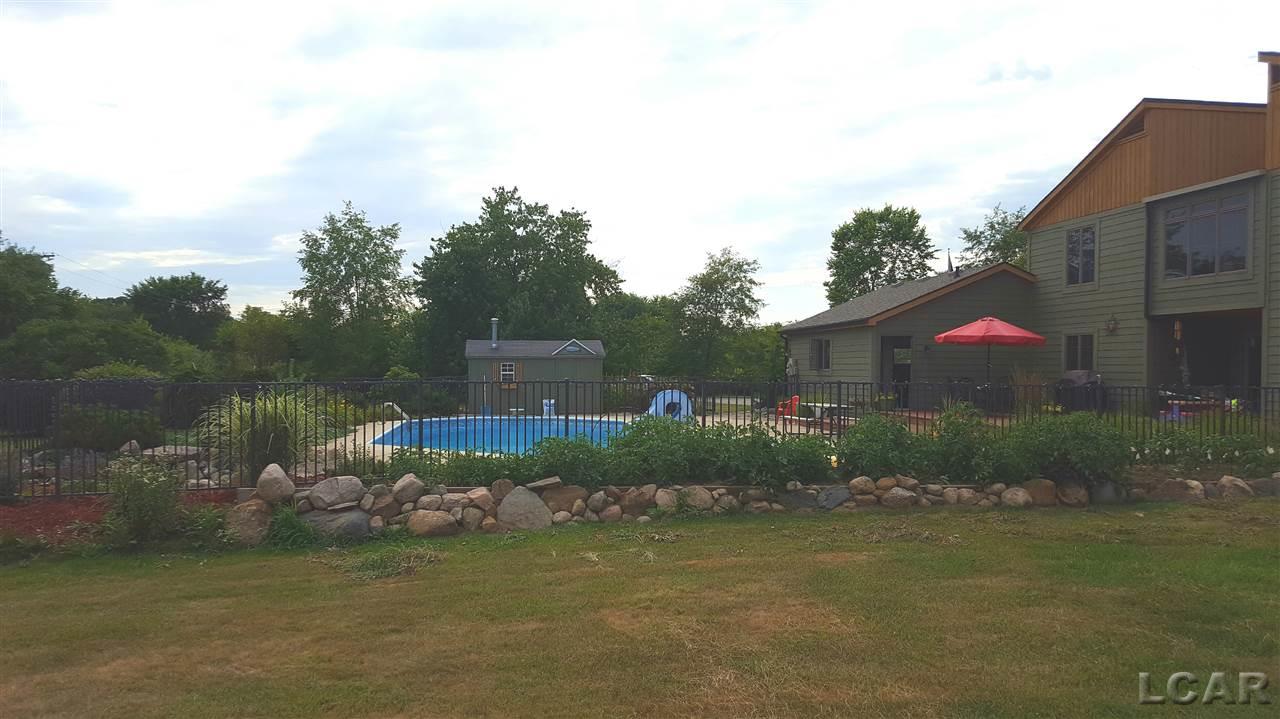 6975 Hack Road Saline, MI 48176 - Photo 29 of 36 31298523-28.JPG