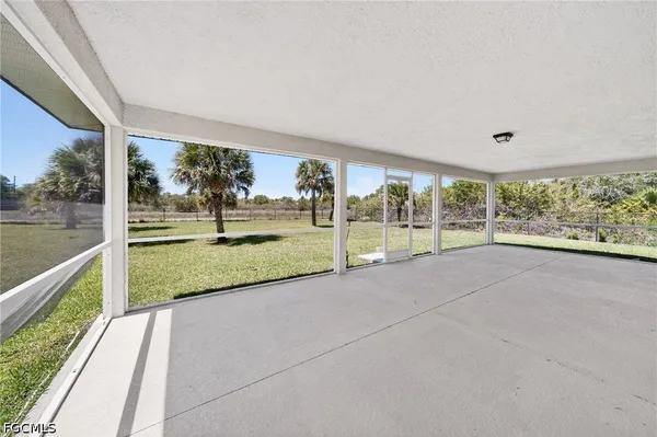 $485,000 | 533 Willowbrook Drive, Lehigh Acres, FL 33972