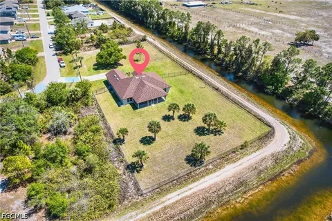 $485,000 | 533 Willowbrook Drive, Lehigh Acres, FL 33972
