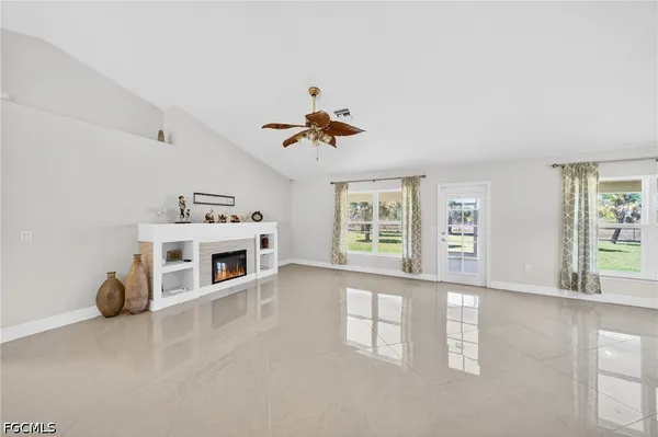 $485,000 | 533 Willowbrook Drive, Lehigh Acres, FL 33972
