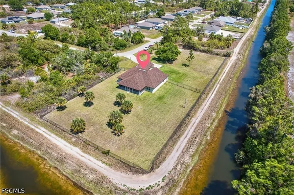 $485,000 | 533 Willowbrook Drive, Lehigh Acres, FL 33972