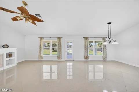$485,000 | 533 Willowbrook Drive, Lehigh Acres, FL 33972